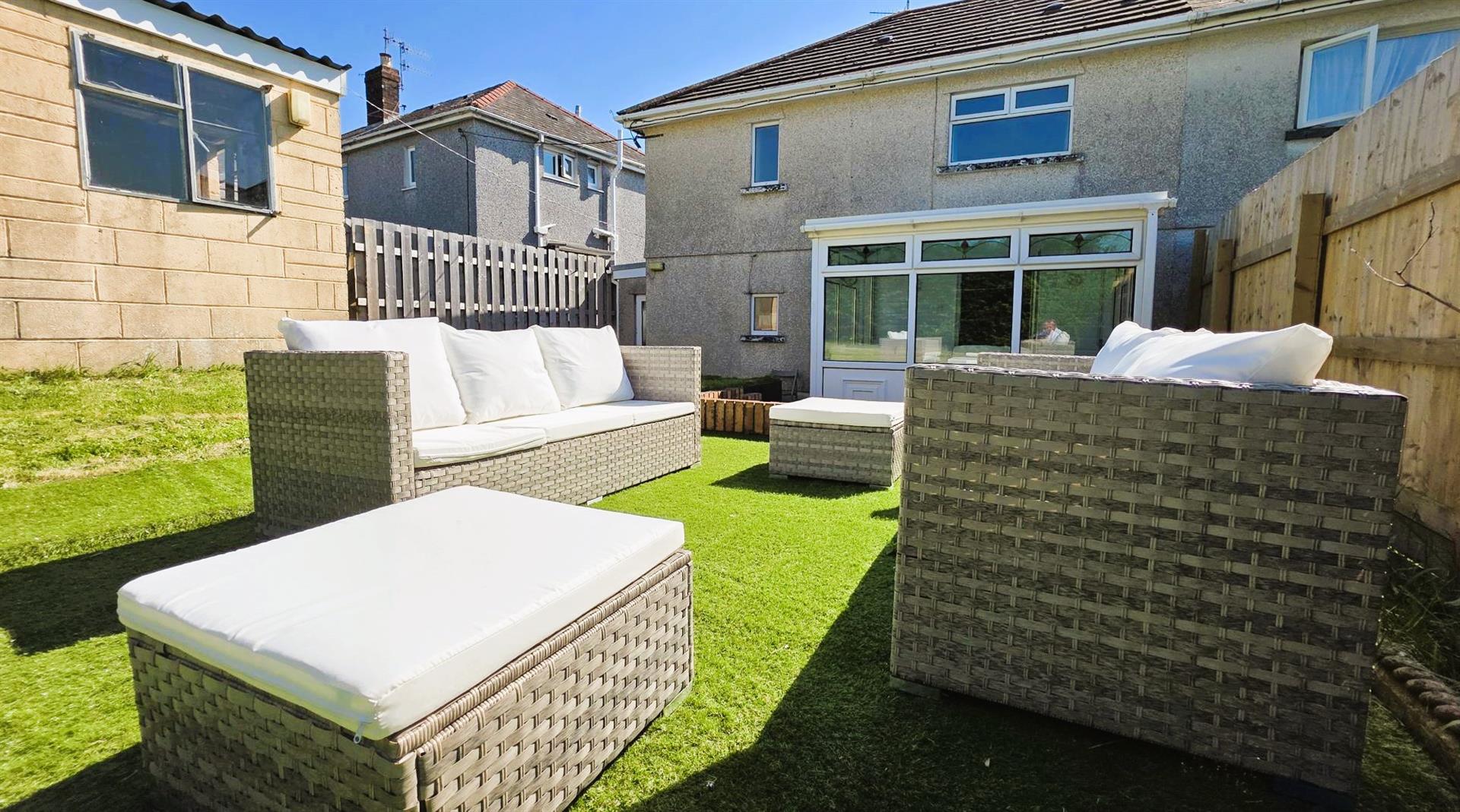 Maes Yr Haf, Llanelli, SA15 3NF